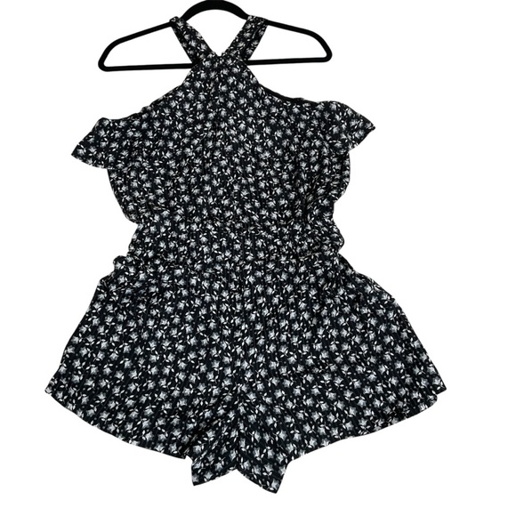 Ann Taylor LOFT, Black and White Floral Halter Romper size MP - Picture 9 of 10